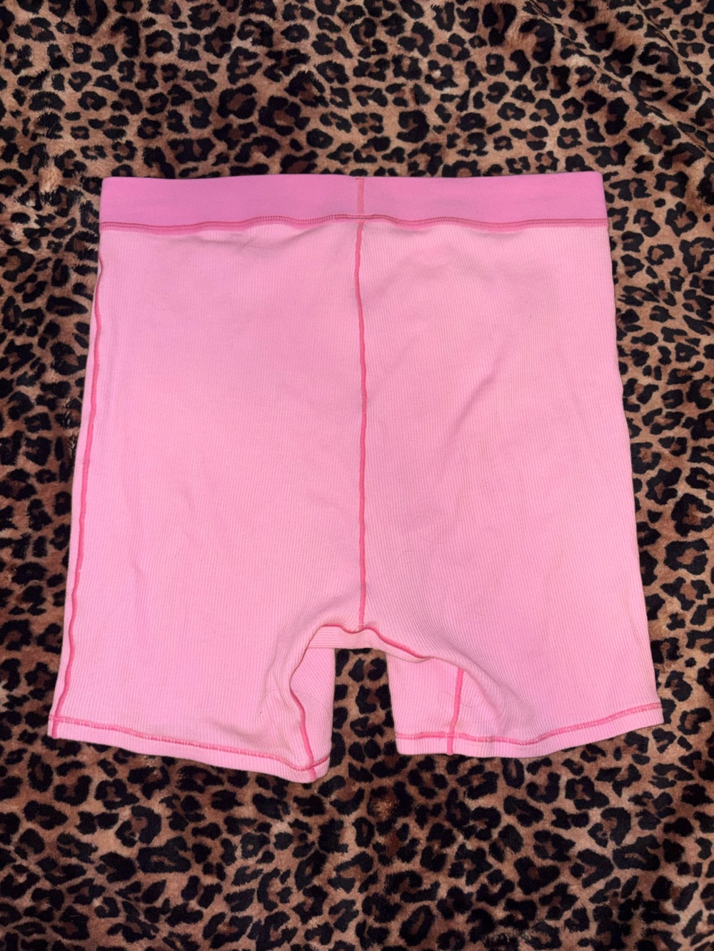 Skims Pink Stretch Ribbed boxer size medium - Picture 3 of 4
